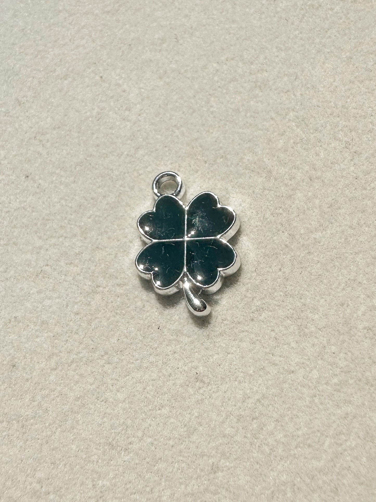 Lucky Charm | Silver