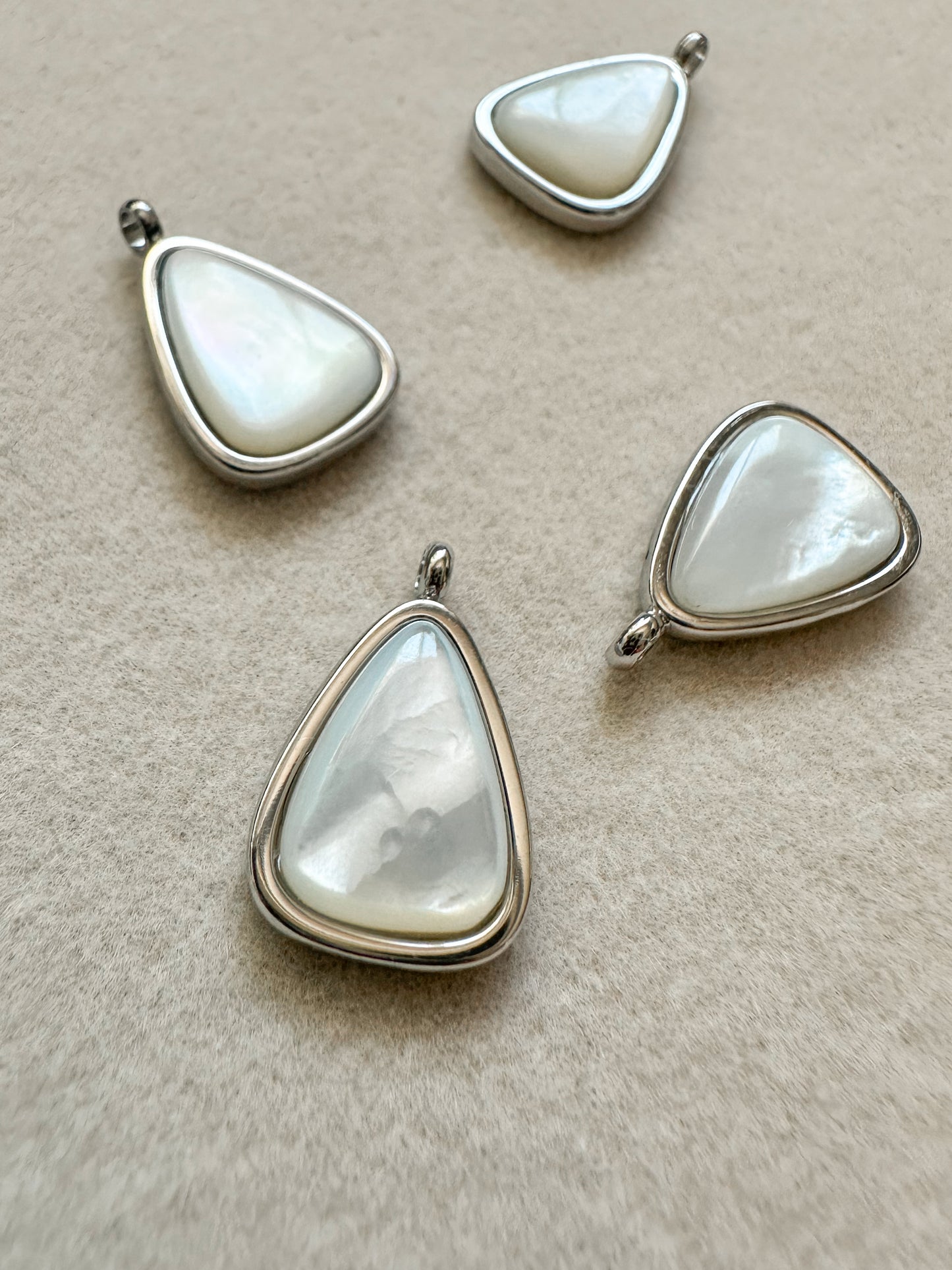 Pearlescent Tear Drop Charm | Silver