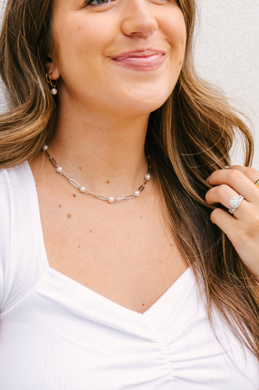 Girlie Pearly Necklace | Silver