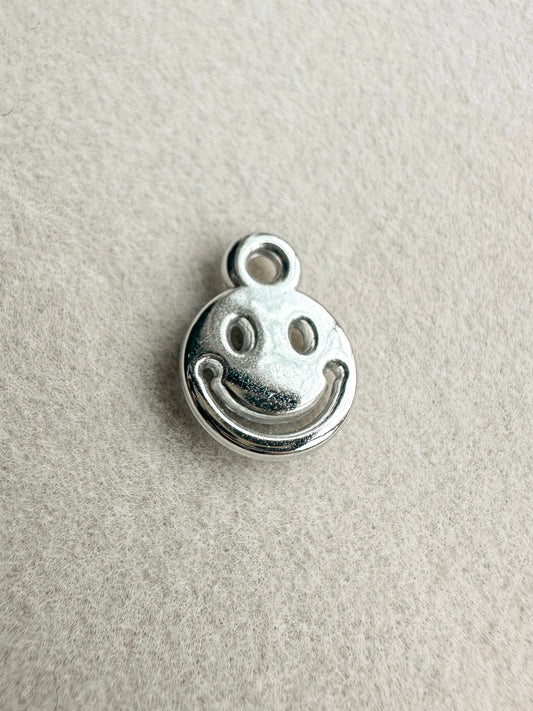 Smilie Face Charm | Silver