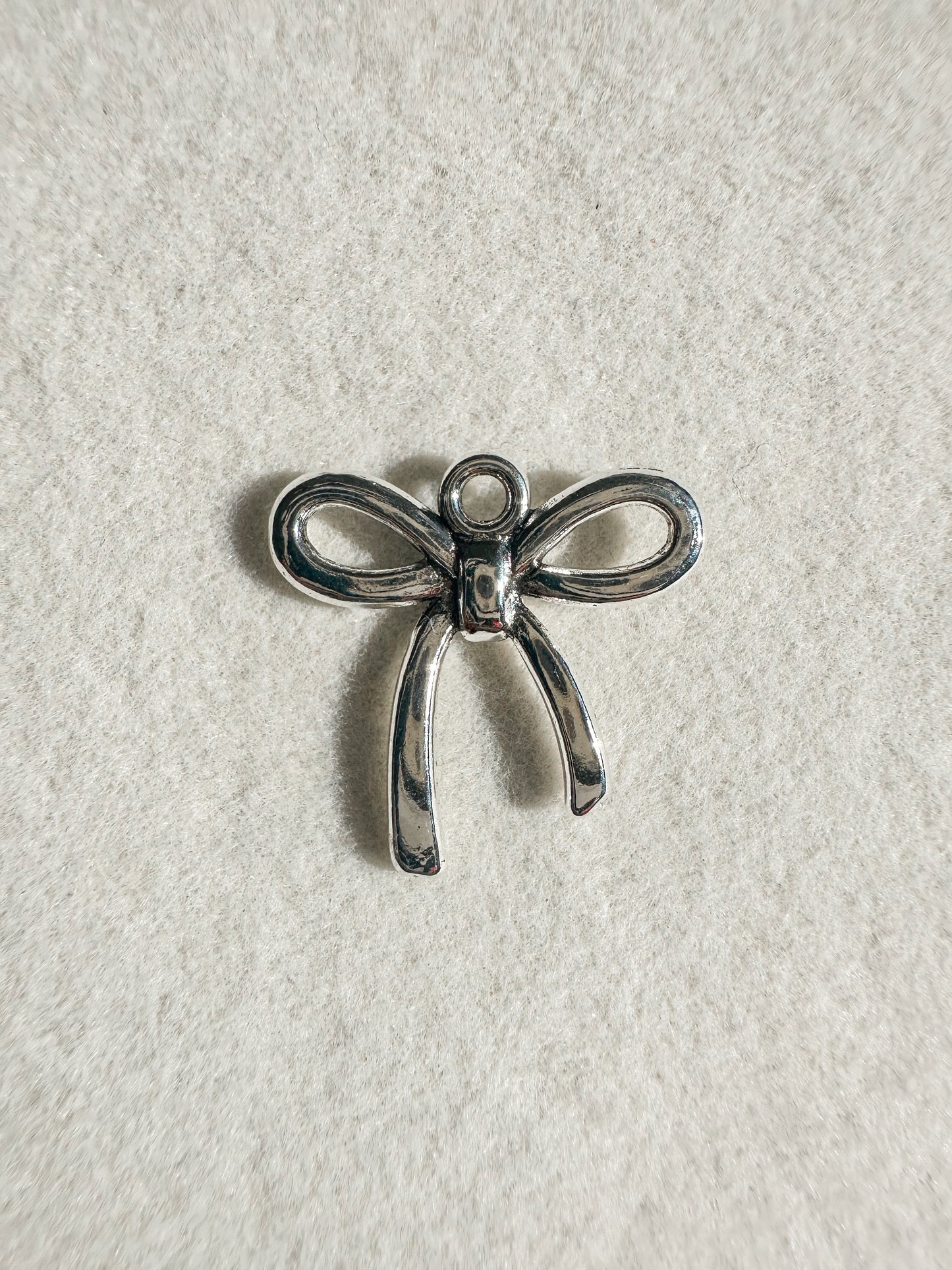 Ribbon Bow Charm | Small Silver