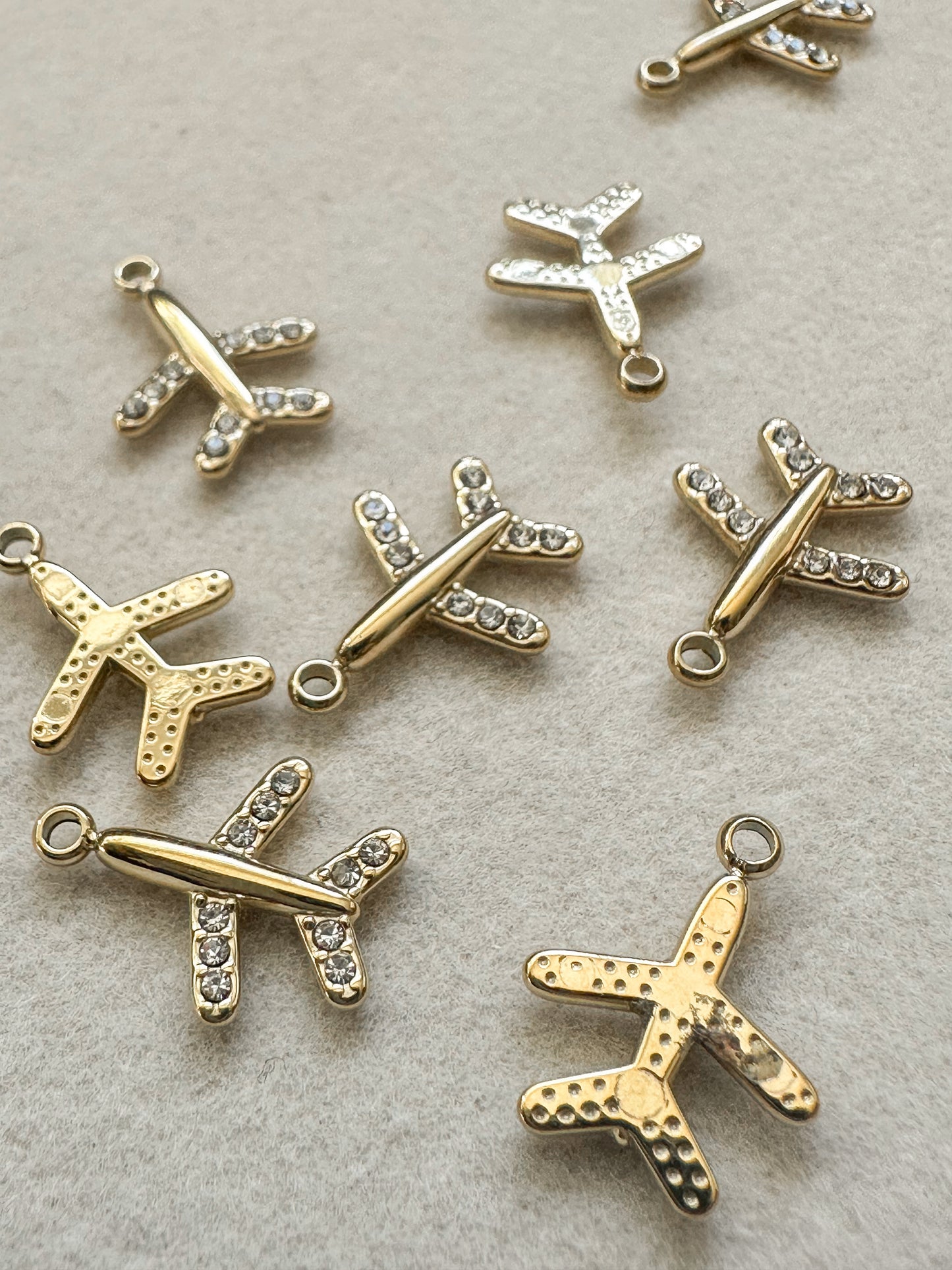 Airplane Charm | Gold