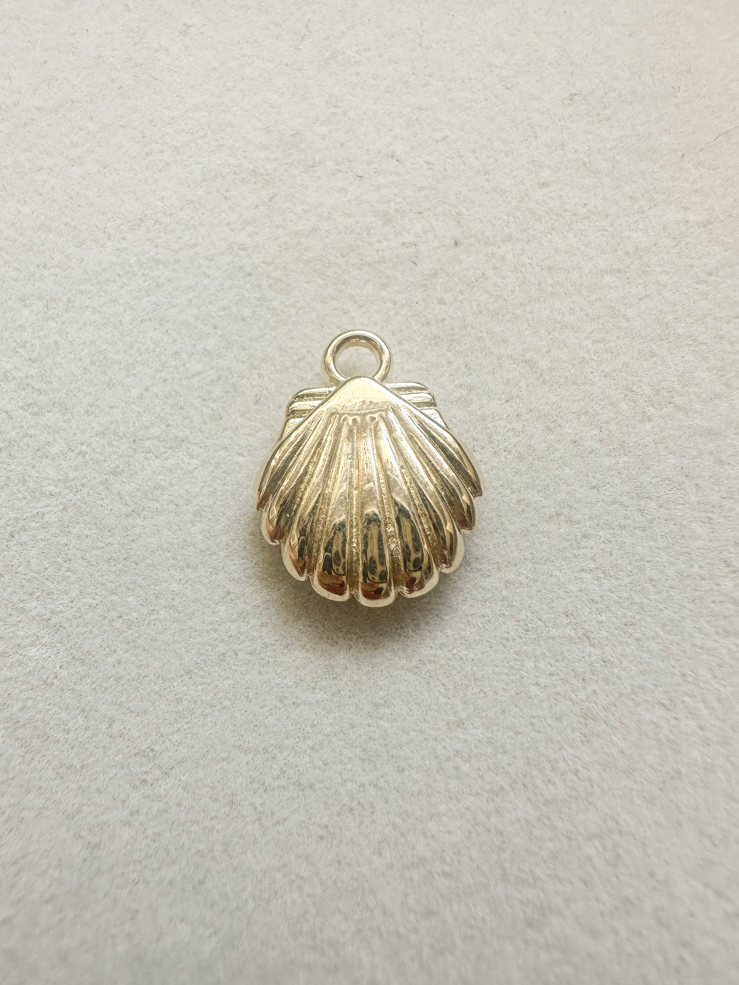 Gold Shell Charm