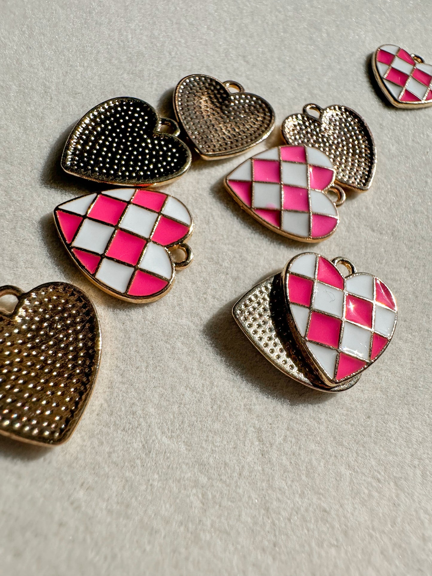 Checkered Heart Charm | Pink