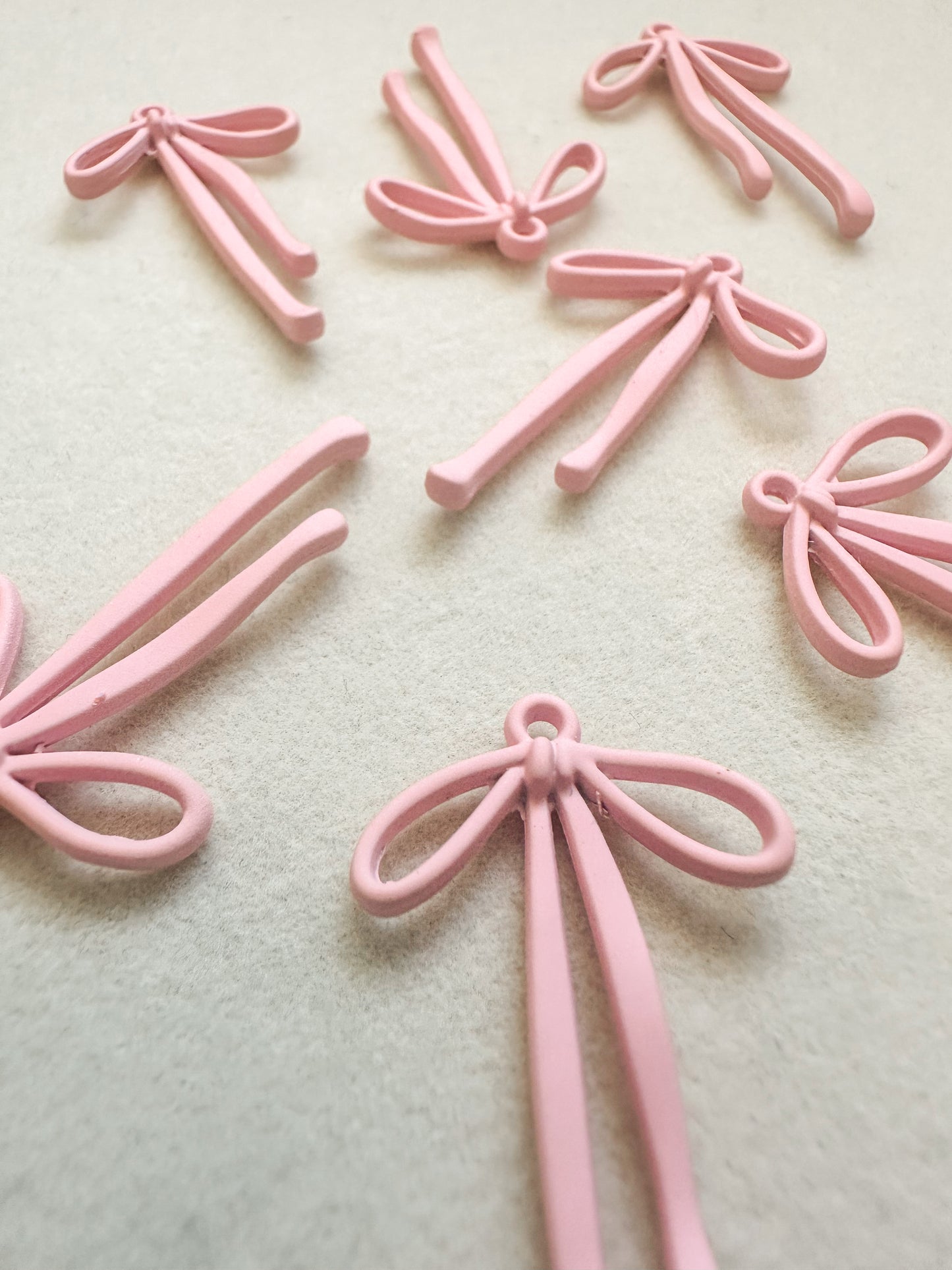 Ribbon Bow Charm | Pink